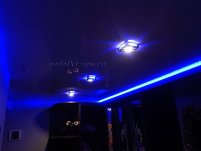 Двухуровневый натяжной потолок в коридоре с подсветкой